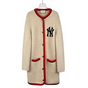 DM0093 Gucci Womens Beige Wool Knit Cardigan With NY Patch & Red Trim